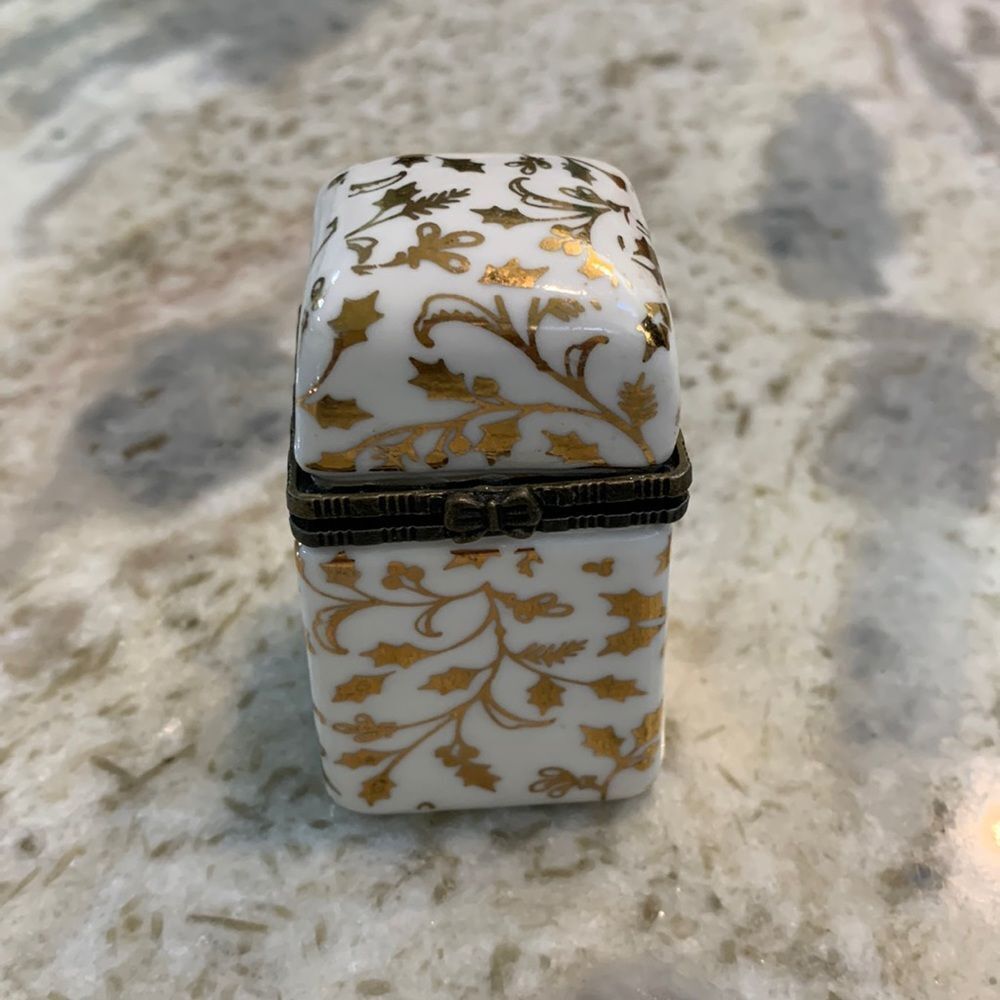 Limoges Style Box with Gold Holly #home accents